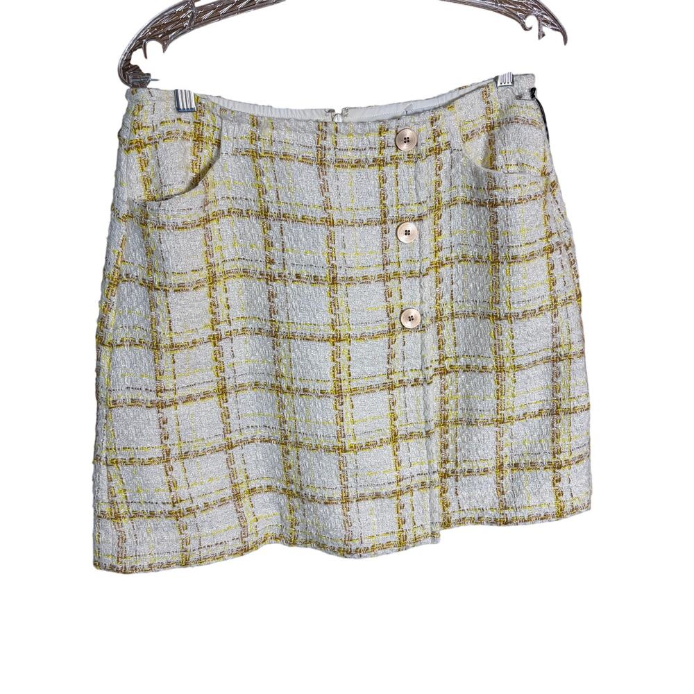 Cabi Tweed Mini Skirt Size 8 White Yellow Plaid Button Front Textured Chic